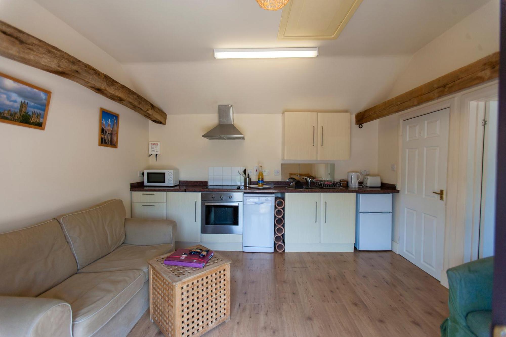 Five Cottages In Aonb And A Hobbit House! Canterbury Eksteriør bilde