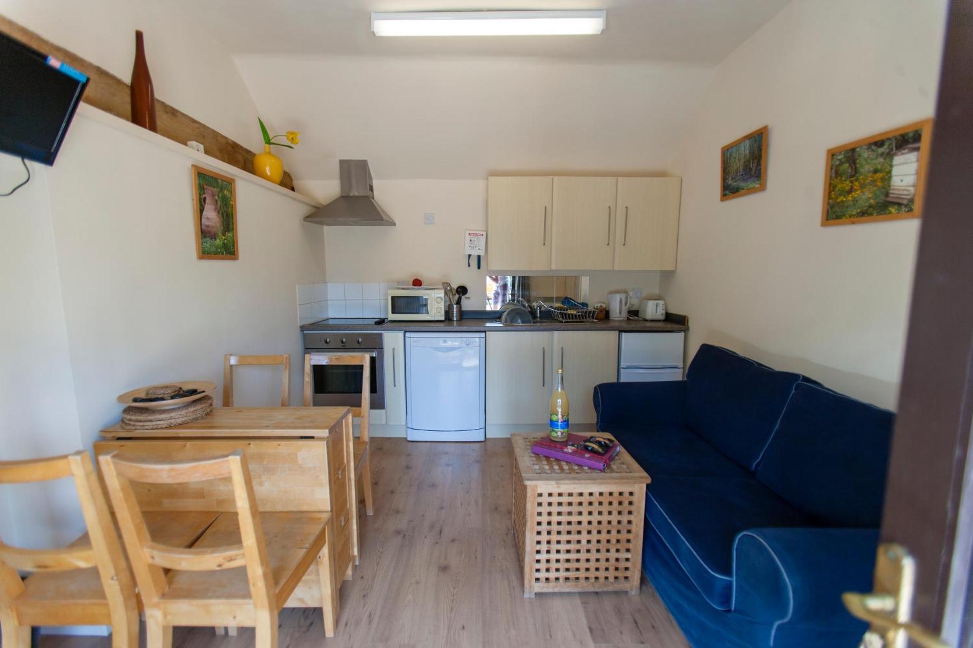 Five Cottages In Aonb And A Hobbit House! Canterbury Eksteriør bilde