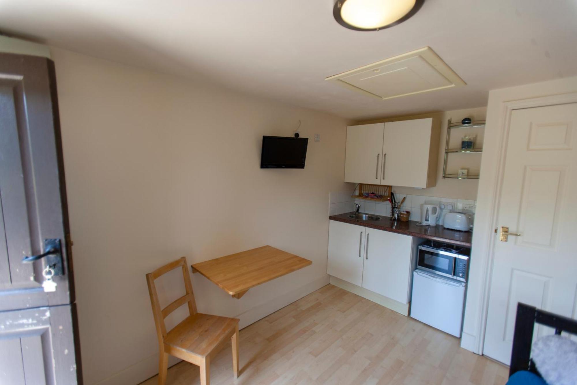Five Cottages In Aonb And A Hobbit House! Canterbury Eksteriør bilde